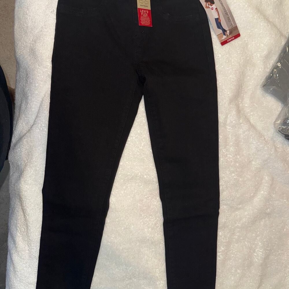 Levi’s jeans - 10